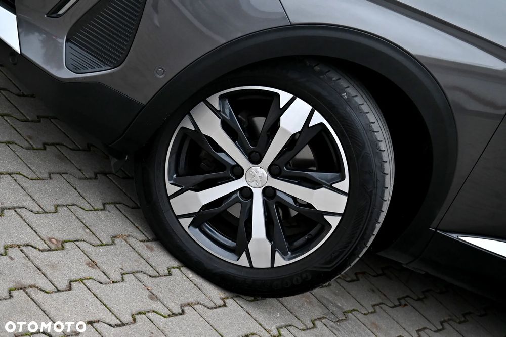 Peugeot 3008 BlueHDi 130 Stop & Start EAT8 Allure Pack - 23