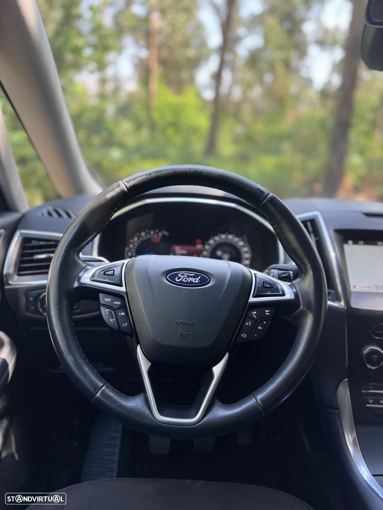Ford Galaxy - 23