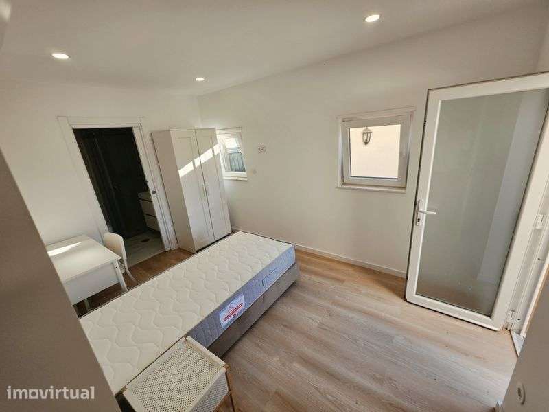 T 3, 3 suites, novo a estrear - Grande imagem: 5/8