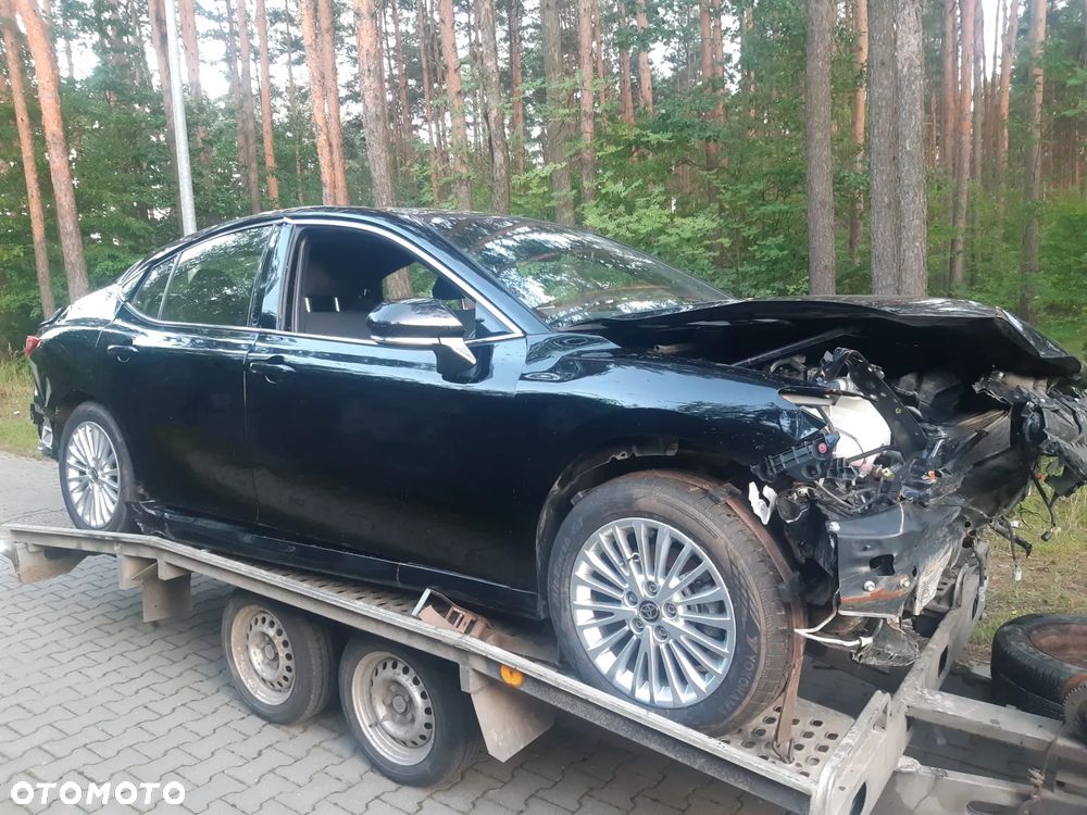 Toyota Camry 2.5 Hybrid Dynamic Force Comfort e-CVT - 1