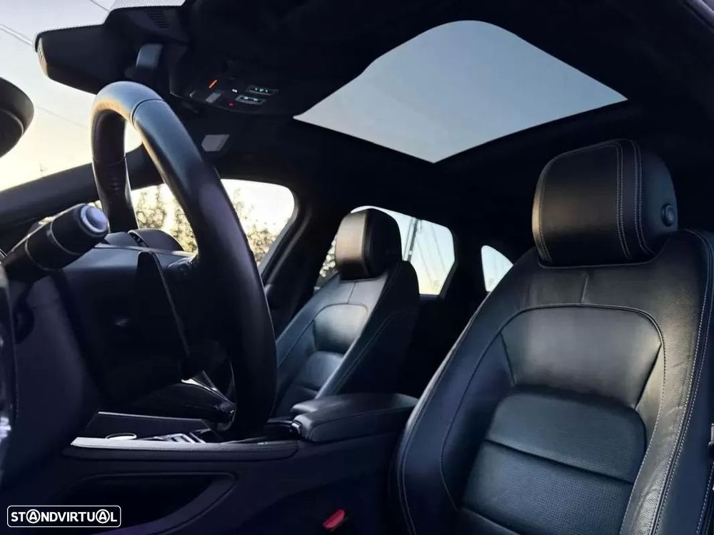 Jaguar F-Pace 3.0 TDV6 R-Sport AWD Aut. - 33