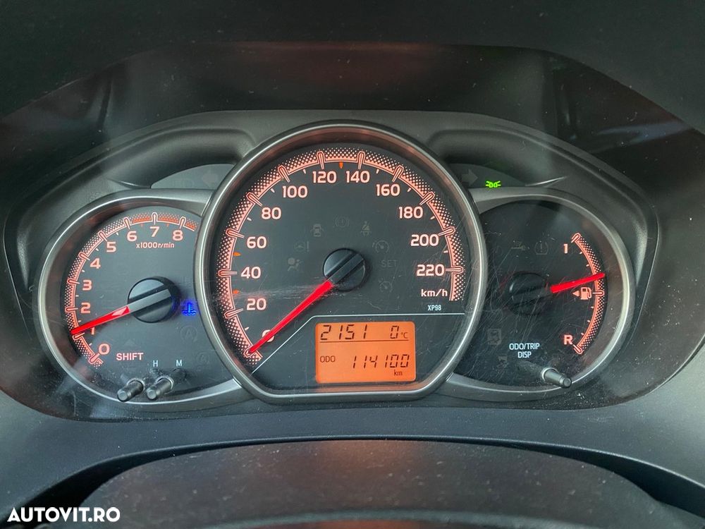 Toyota Yaris 1.3 Terra Plus - 14