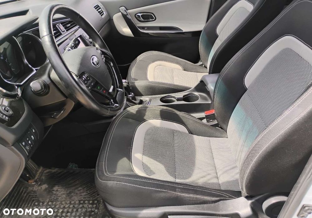 Kia Ceed - 8