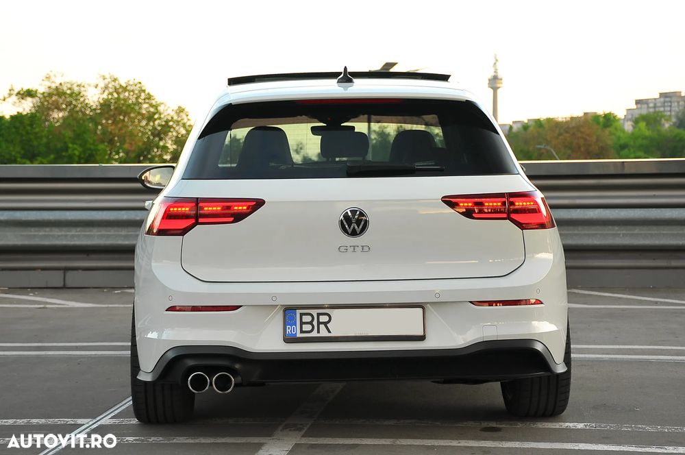 Volkswagen Golf 2.0 TDI DSG GTD - 12