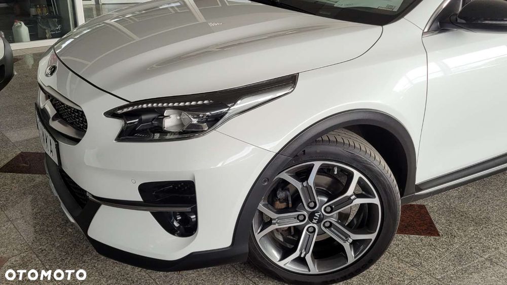 Kia XCeed - 3
