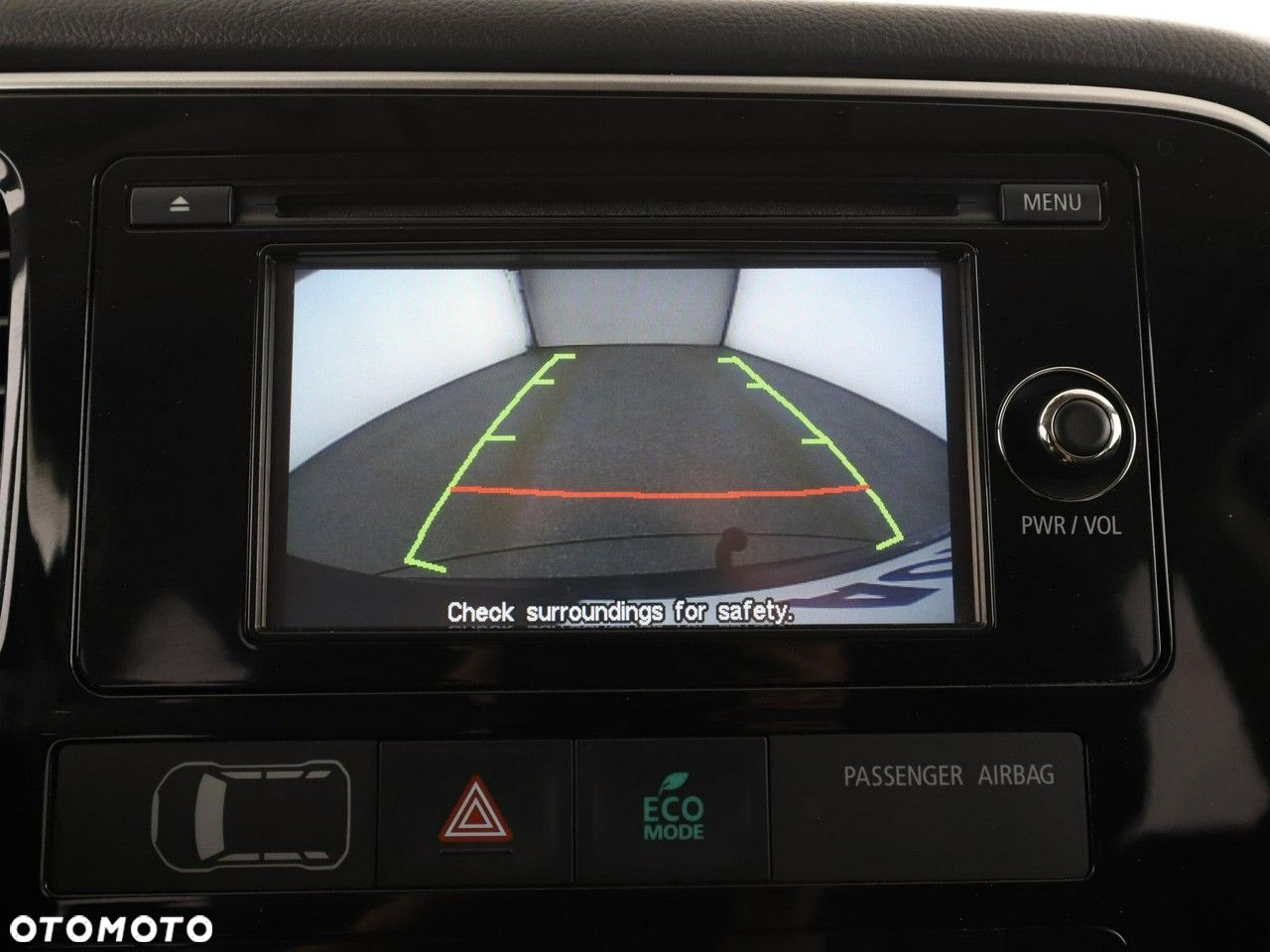 Mitsubishi Outlander - 24