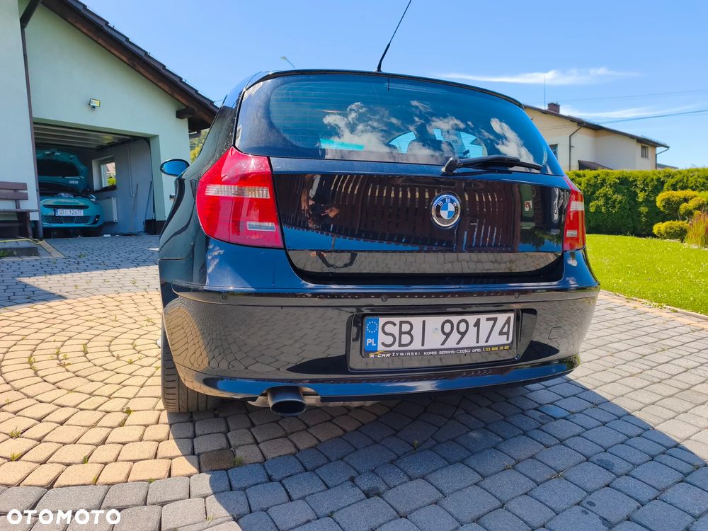 BMW Seria 1 116i - 23