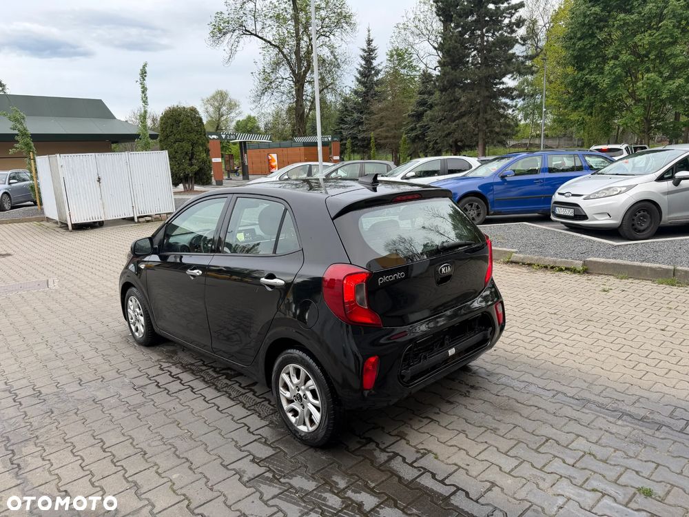 Kia Picanto 1.2 L - 8