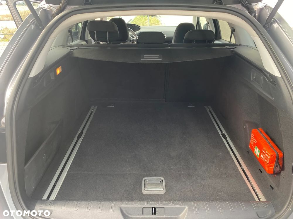 Peugeot 308 SW 1.6 BlueHDi Active S&S - 6
