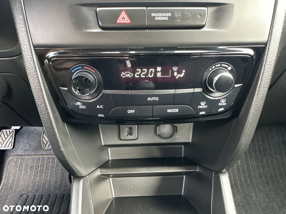 Suzuki Vitara - 25