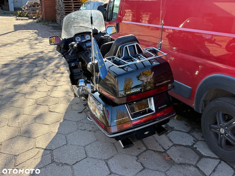 Honda GL - 10