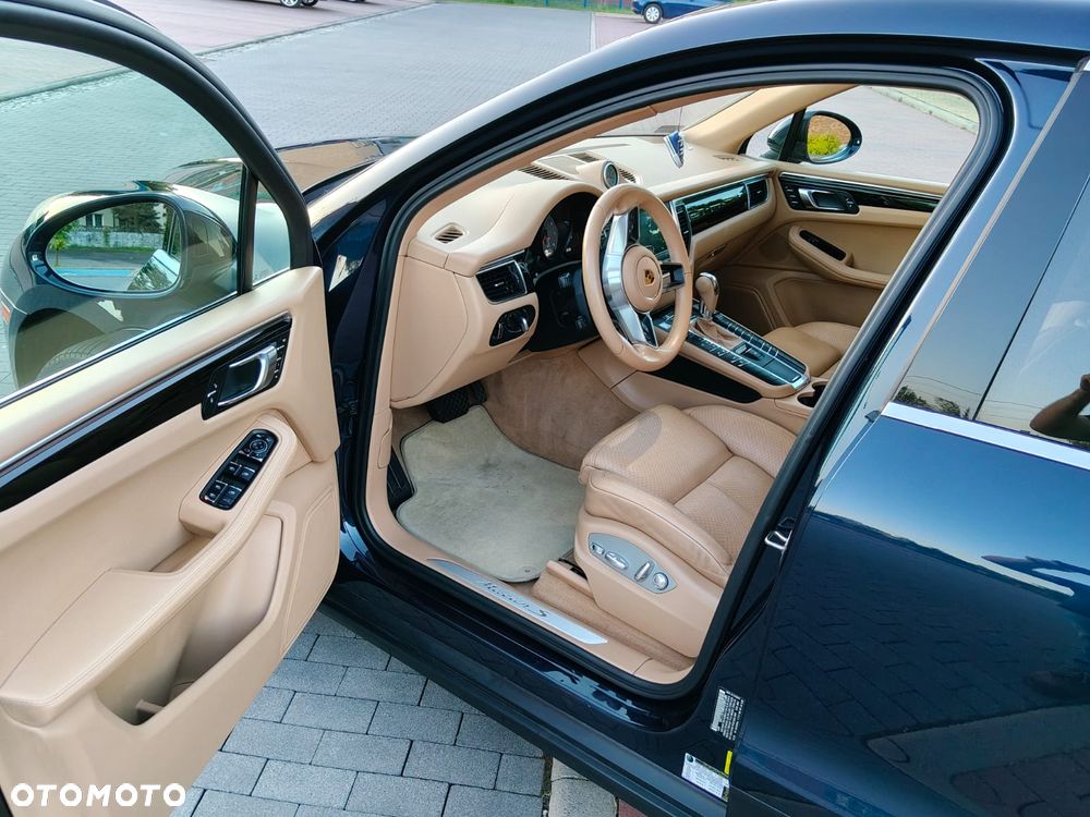 Porsche Macan - 13