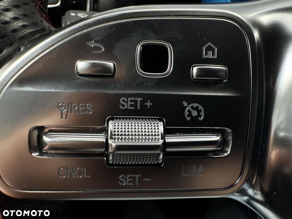 Mercedes-Benz Klasa A 180 AMG Line 7G-DCT - 15
