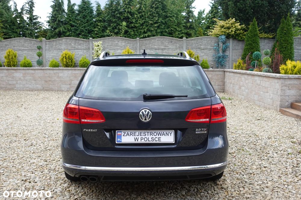 Volkswagen Passat - 15