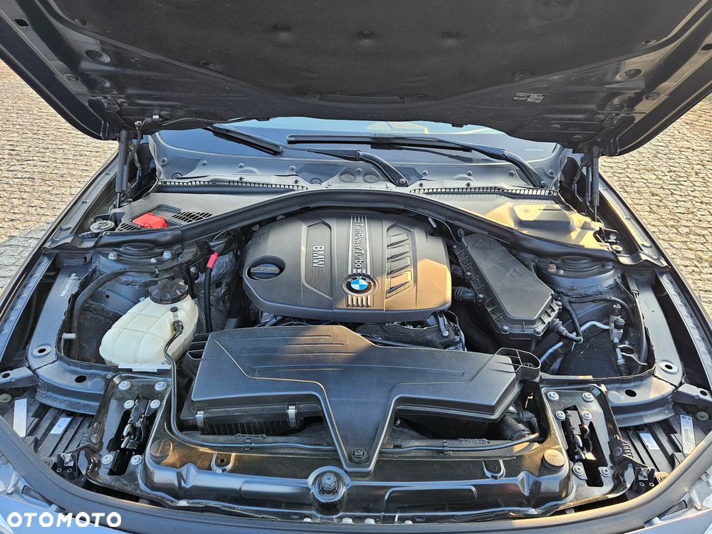 BMW Seria 3 320d Modern Line - 26