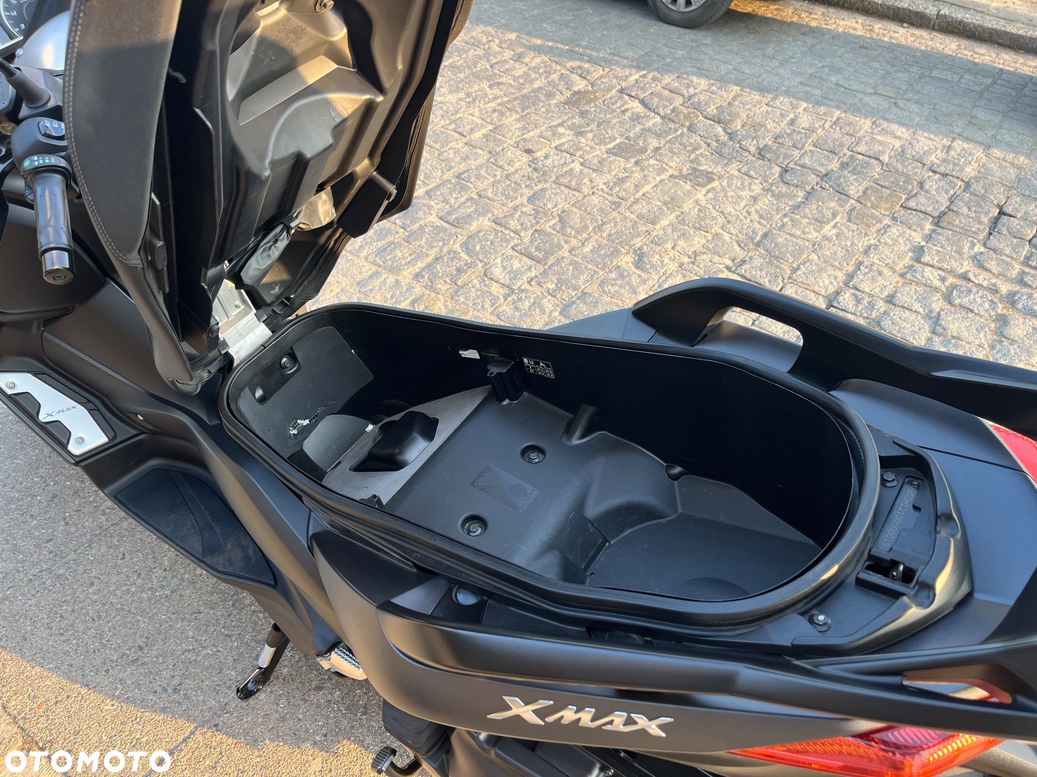 Yamaha X-max - 6