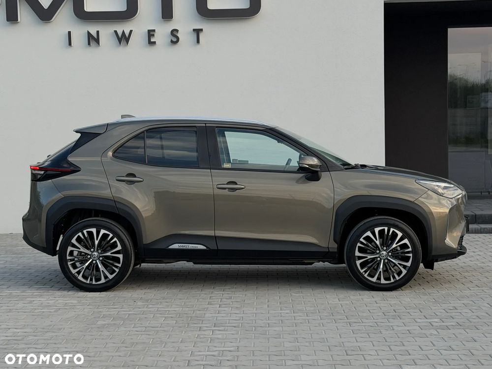 Toyota Yaris Cross Hybrid 1.5 Executive - 33