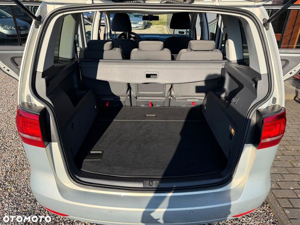 Volkswagen Touran 1.4 TSI Highline DSG - 37