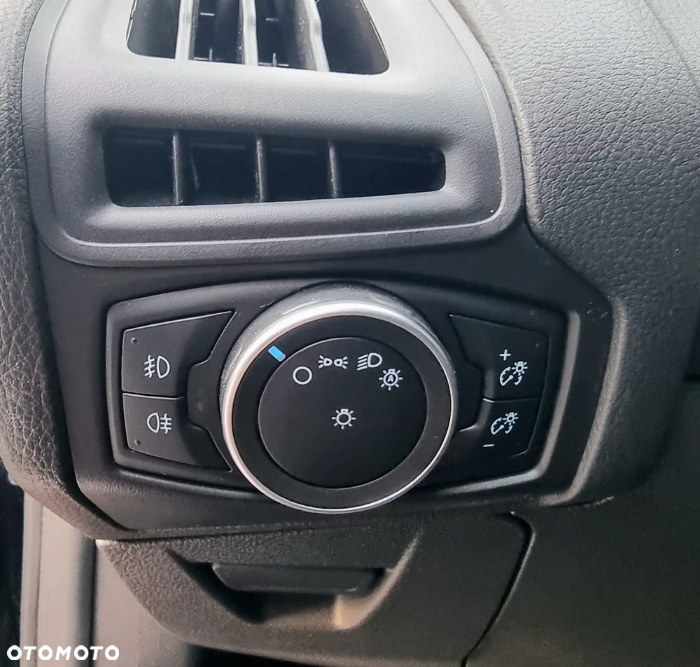Ford Focus - 14