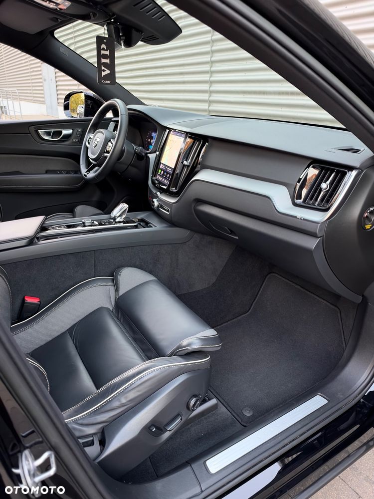 Volvo XC 60 B4 D AWD Geartronic Inscription - 13