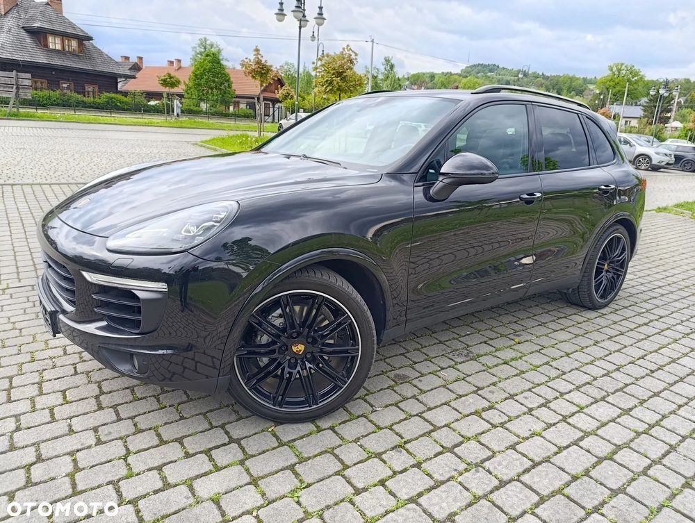 Porsche Cayenne S Platinum Edition - 2
