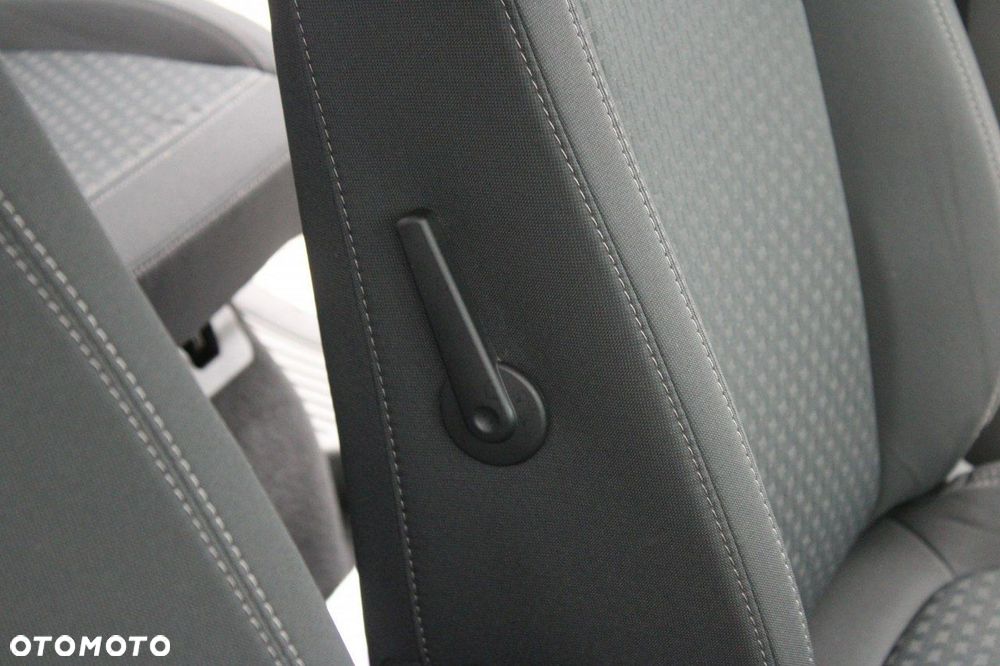 Ford Transit Connect - 21