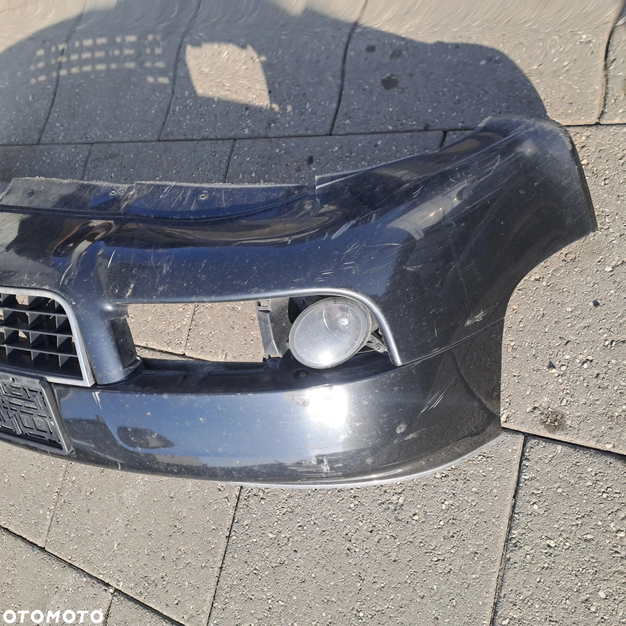Audi A6 C5 FL zderzak przedni pod Xenon spryski kod lakieru LZ9W - 9