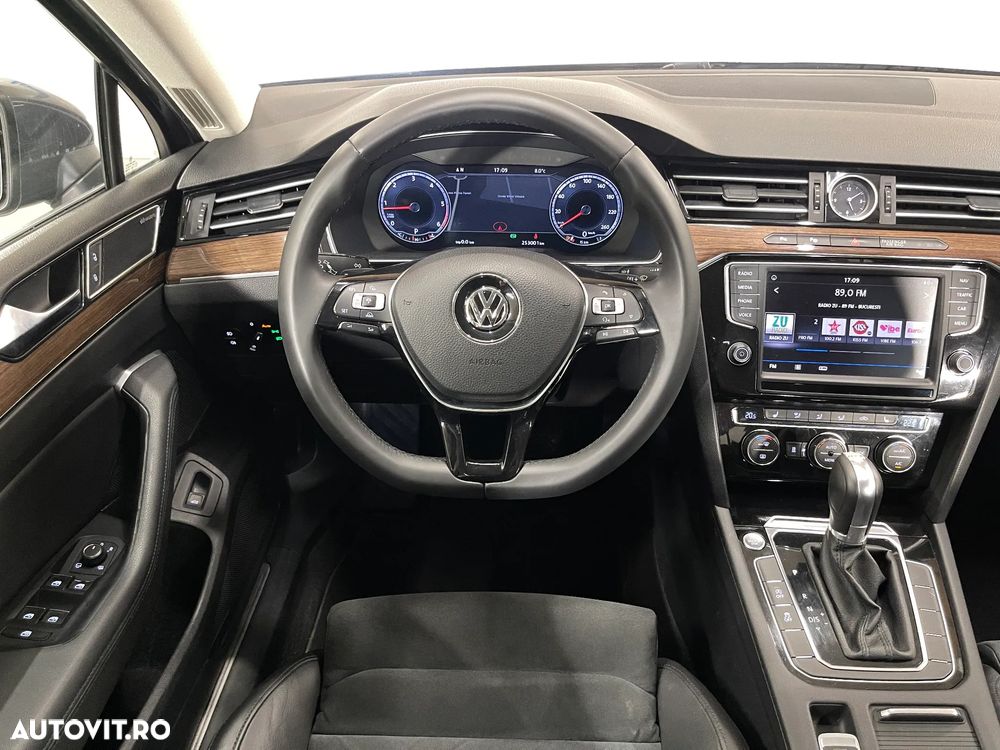 Volkswagen Passat 2.0 TDI DSG Highline - 7