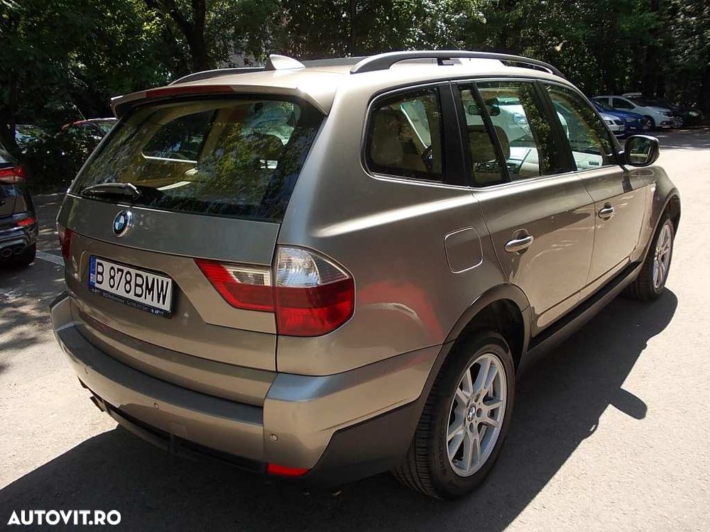BMW X3 xDrive18d - 8