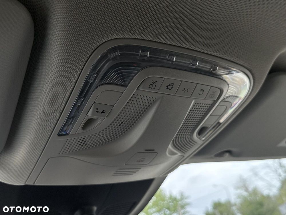 Mercedes-Benz Vito Tourer - 25