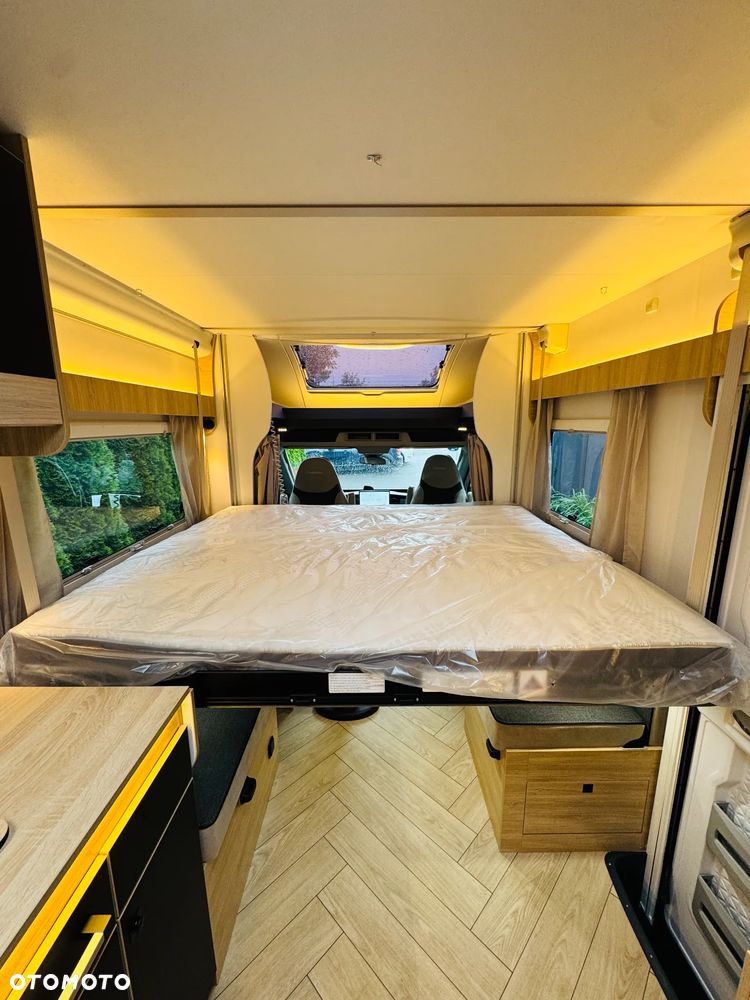 Ford Chausson 640 Titanium Line - 28