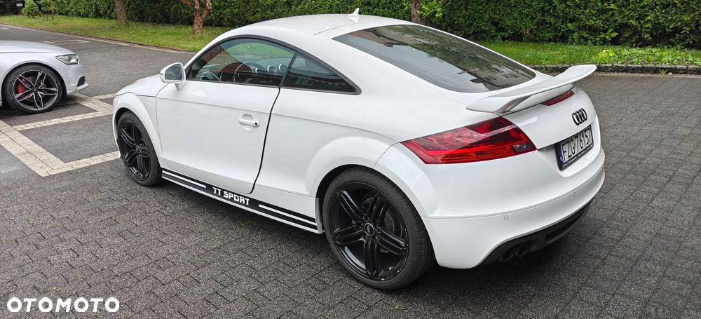 Audi TT Coupé - 4