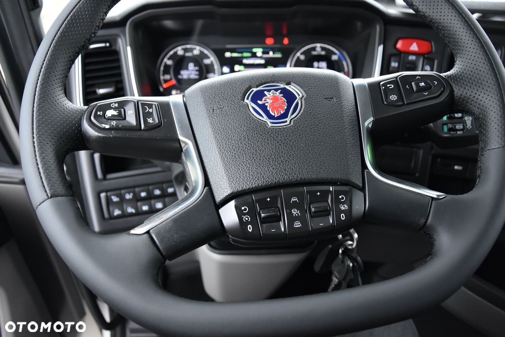 Scania S 450 MAXX OPCJA ! / CAŁA NA PODUSZKACH / SKÓRY / ALU-FELGI / VIRTUALNE ZEGARY / KLIMA POSTOJOWA / XII 2021 / FULL LED / STANDARD / RETARDER / ! Jak nowa ! ! - 31