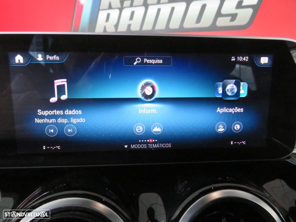 Mercedes-Benz GLB 180 d AMG Line - 36