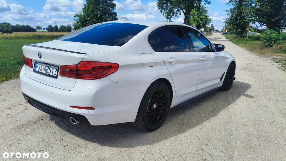 BMW Seria 5 520d xDrive Luxury Line sport - 10