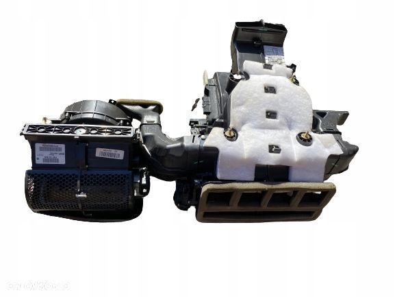 JEEP GRAND CHEROKEE WK2 Kompletna Nagrzewnica - 1