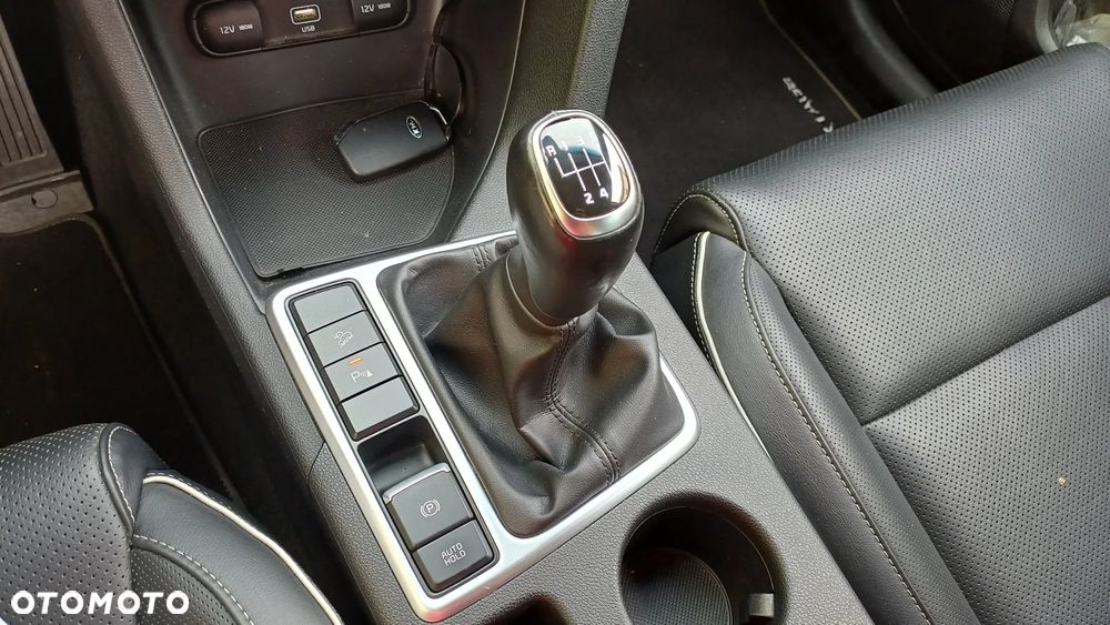 Kia Sportage 1.6 GDI 2WD Black Edition - 20