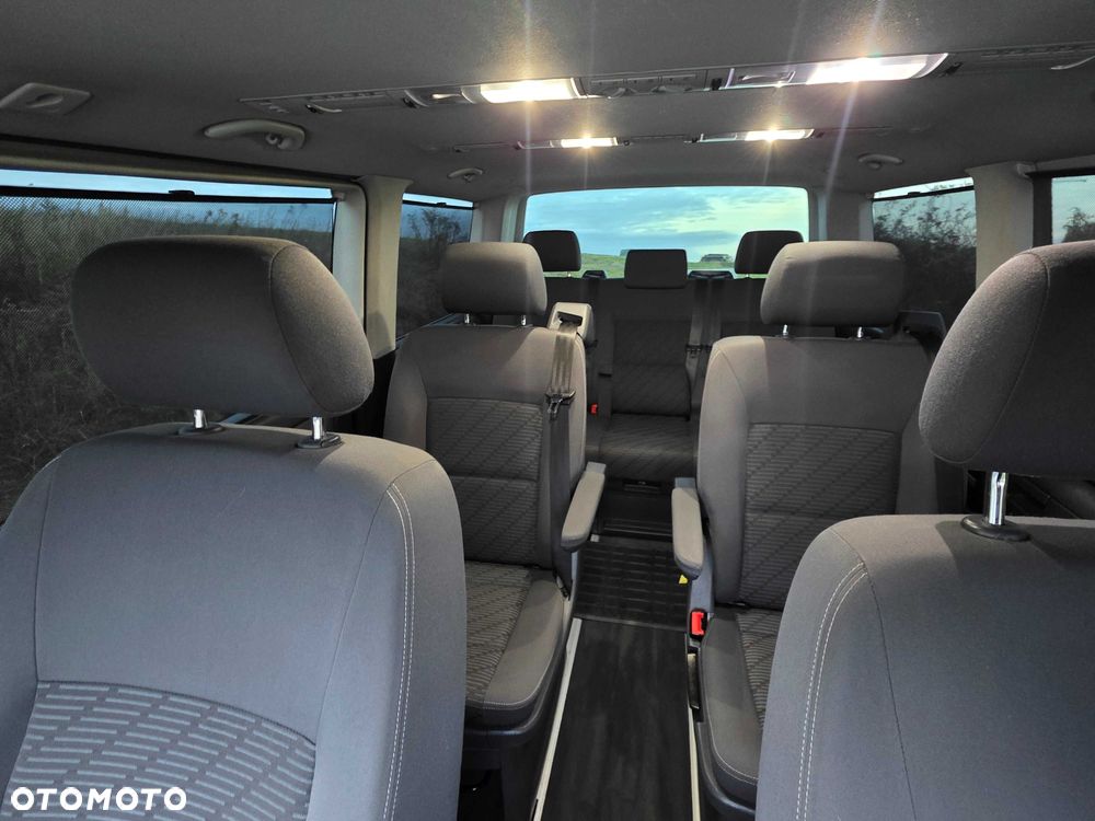 Volkswagen Multivan - 7