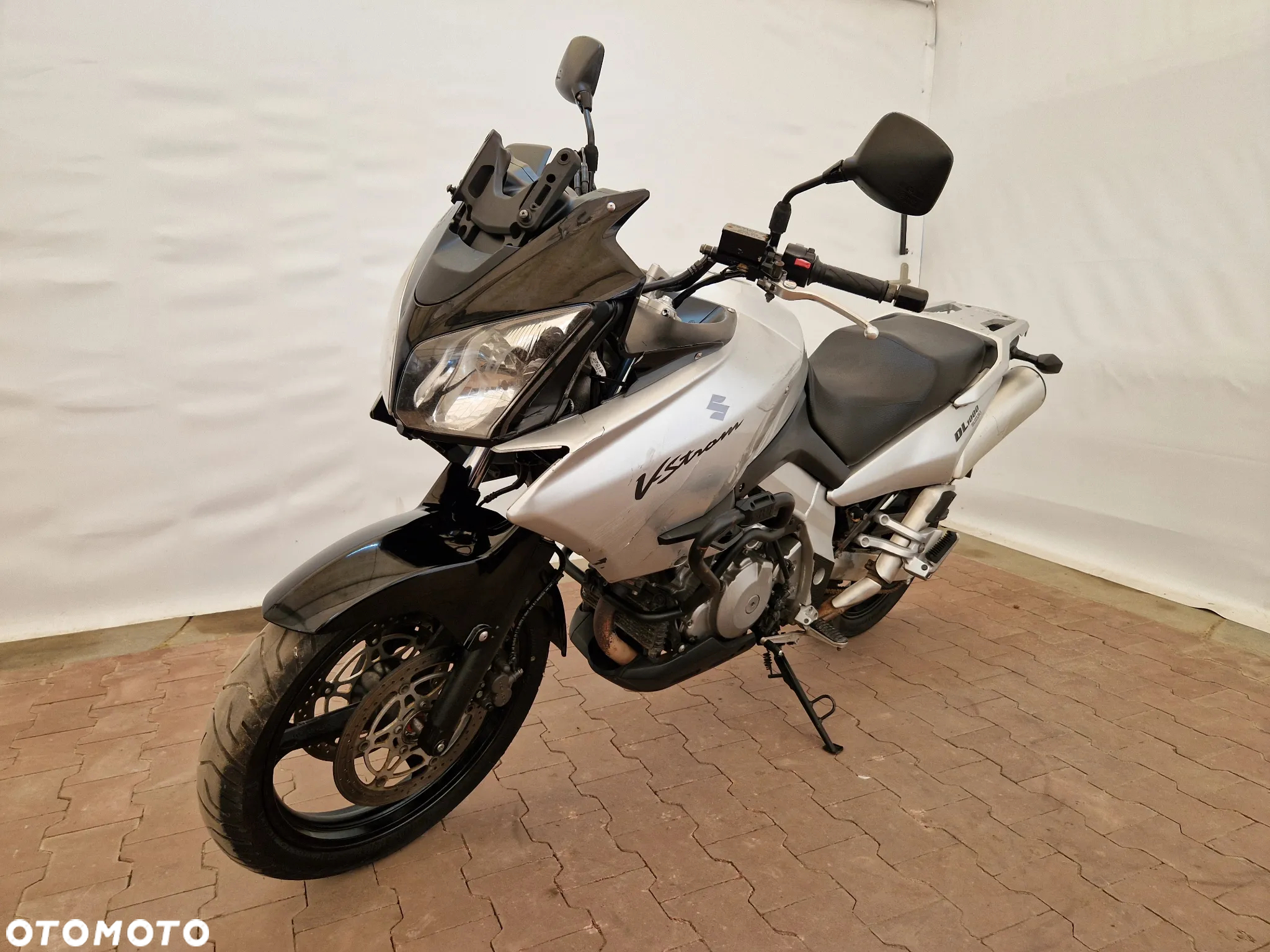 Suzuki DL - 10
