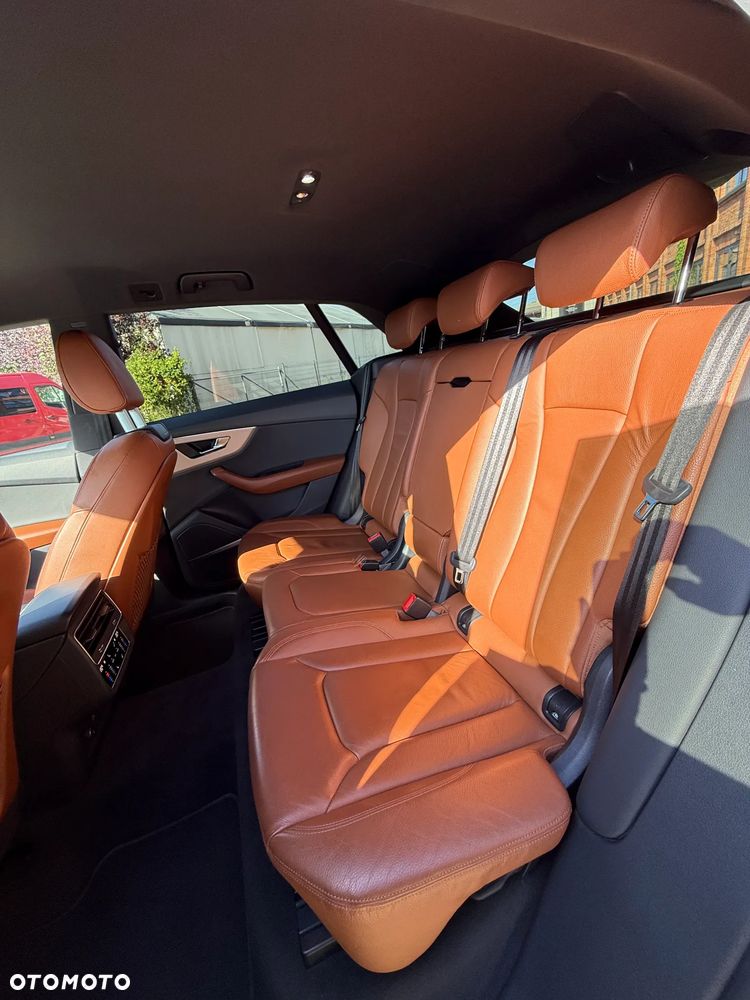 Audi Q8 TDI mHEV 210 kW Quattro Tiptronic - 16