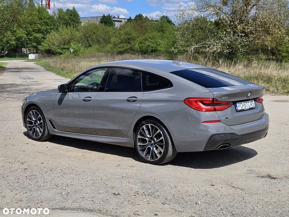 BMW 6GT - 10
