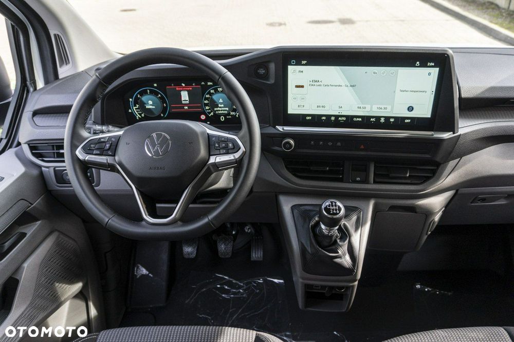 Volkswagen Caravelle - 16