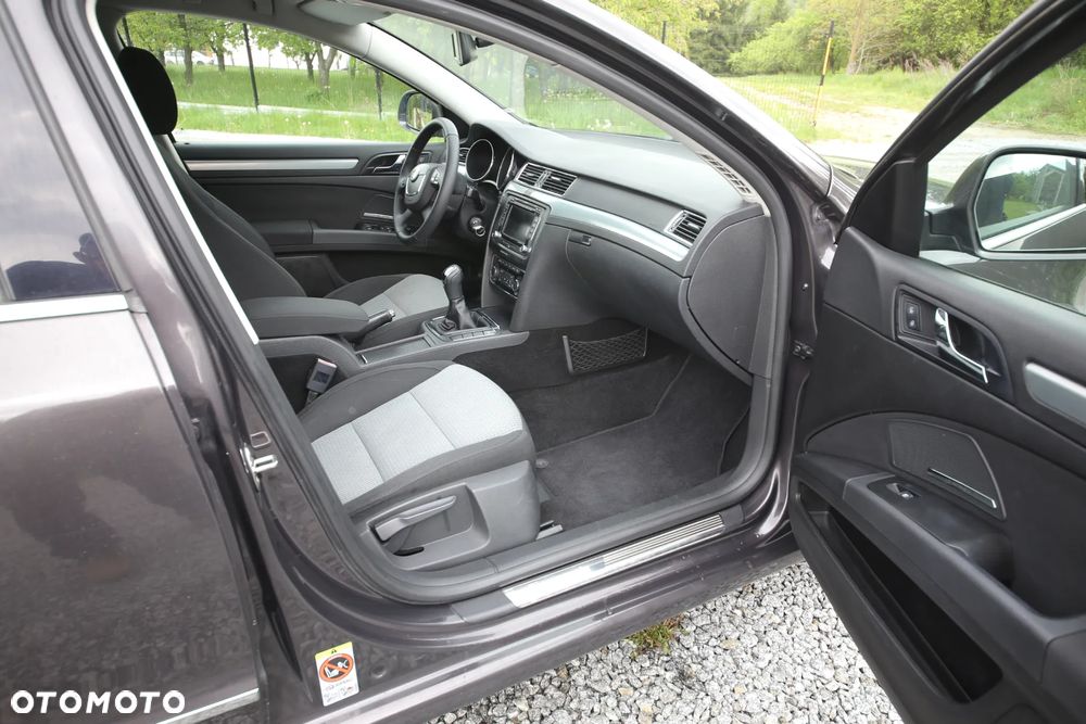 Skoda Superb 1.8 TSI Ambition - 11