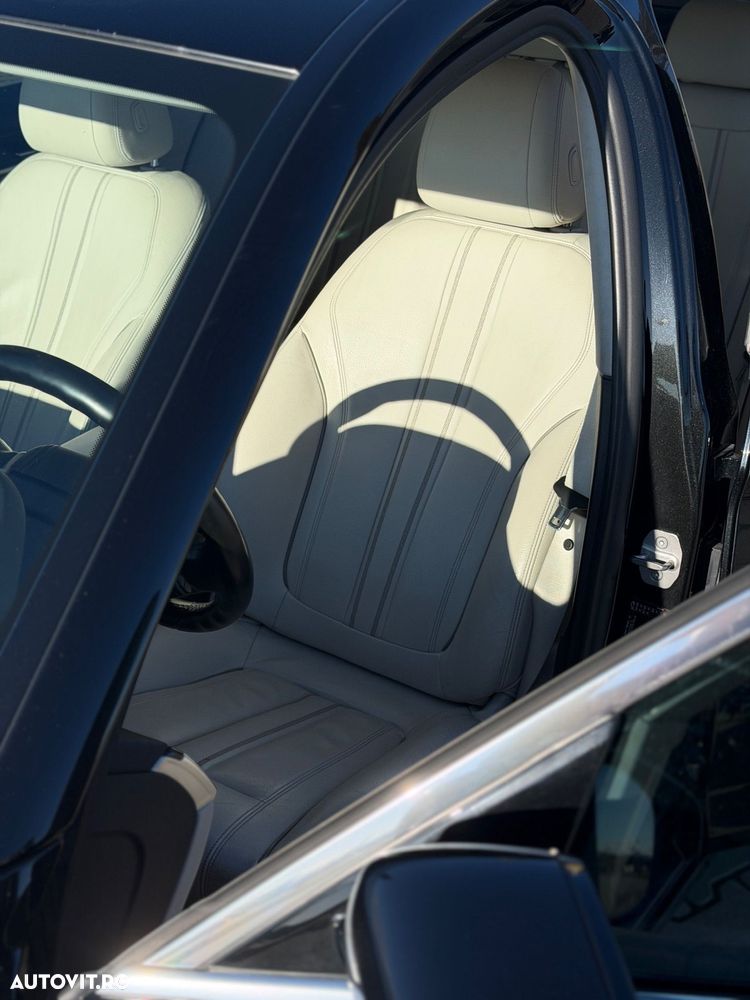 BMW Seria 5 530i xDrive AT - 16