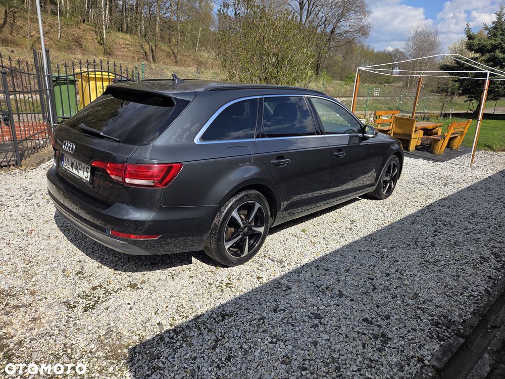 Audi A4 Avant 2.0 TDI DPF clean diesel Attraction - 13