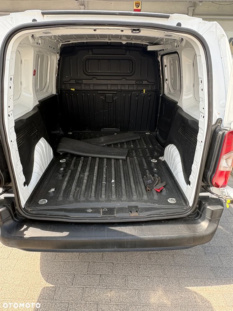 Peugeot Partner - 11