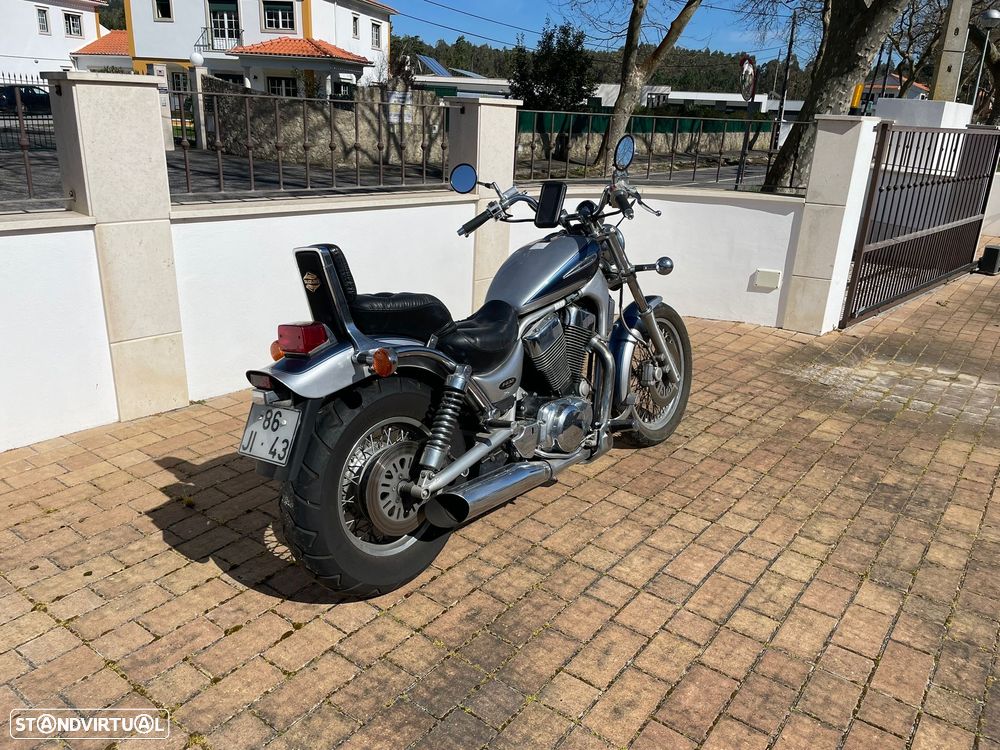 Suzuki Intruder - 2