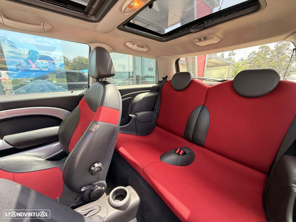MINI 3 Portas One 1.4 D - 9