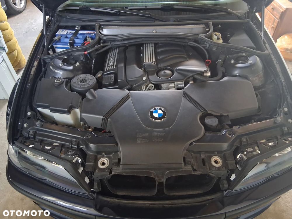 BMW Seria 3 318i Edition Sport - 8