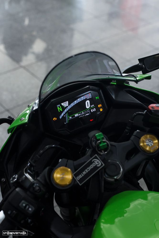 Kawasaki ZXR Ninja 4RR - 8